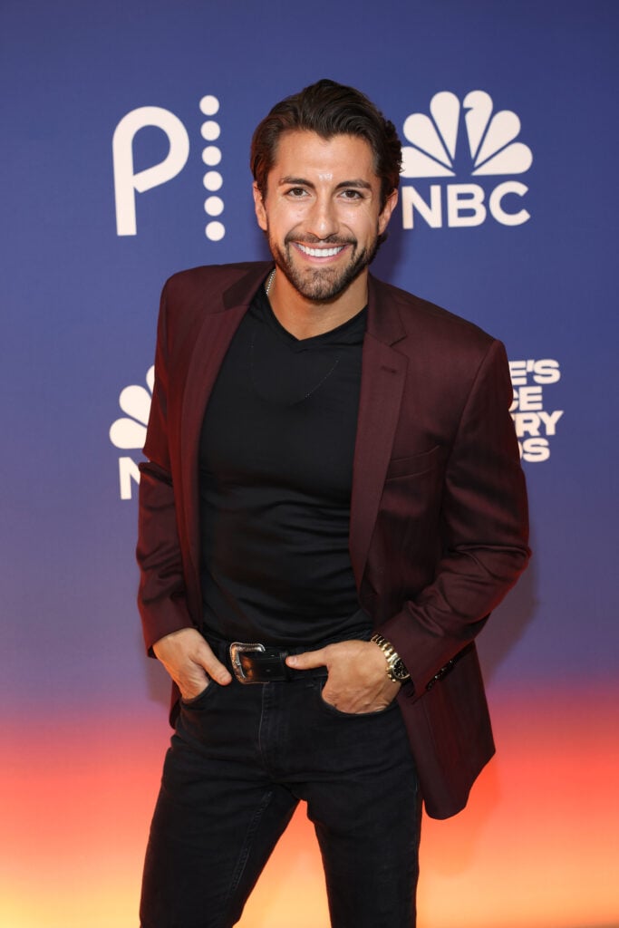 Jason Tartick attends the 2024 People's Choice Country Awards at The Grand Ole Opry on September 26, 2024 in Nashville, Tennessee. 