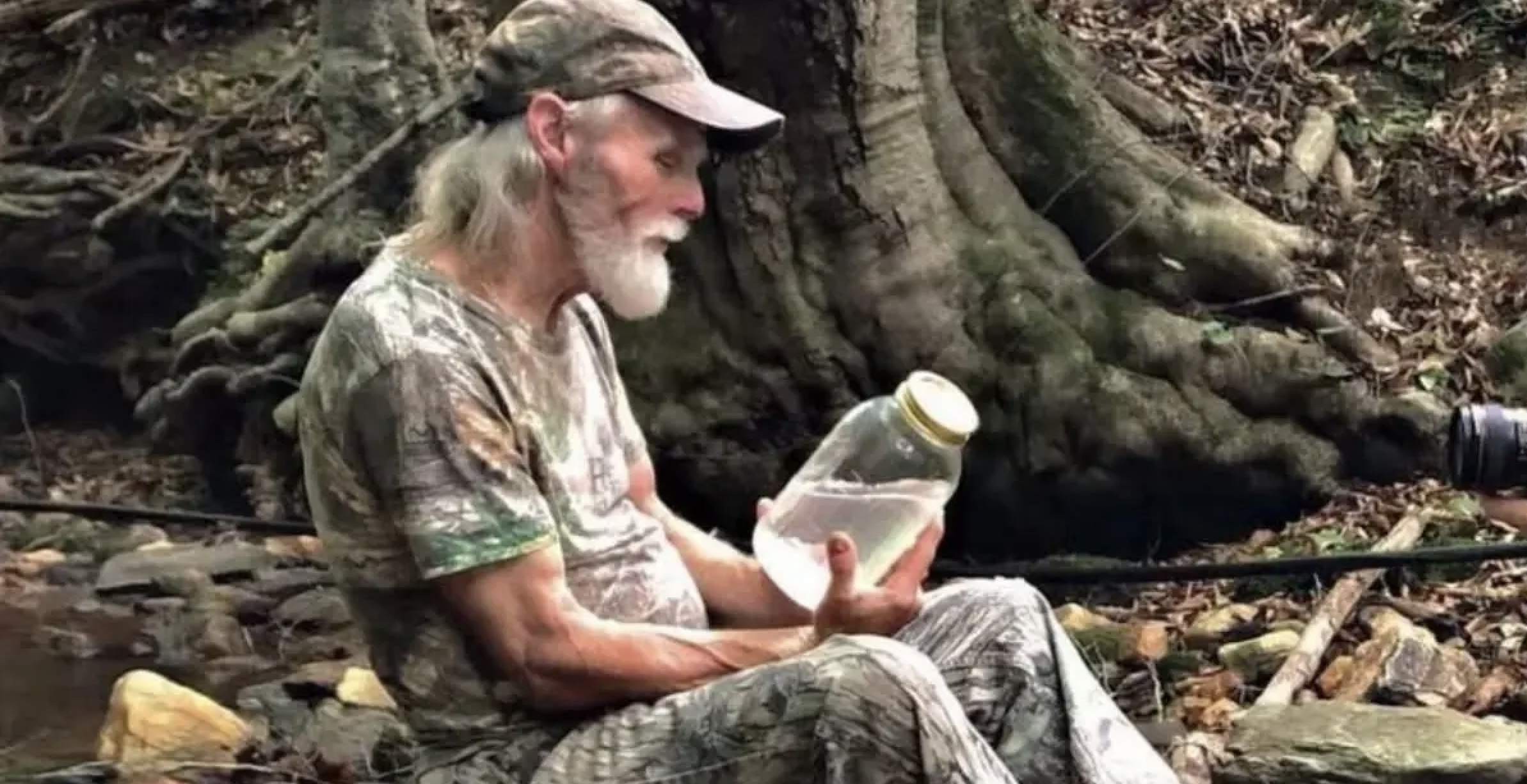 'Moonshiners' star Kenny Law has passed away at the age of 68.