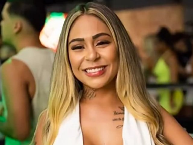 OnlyFans star Anna Polly has died after falling from a hotel balcony.