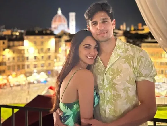 Kiara Advani, Sidharth Malhotra, Polka Dot Theory