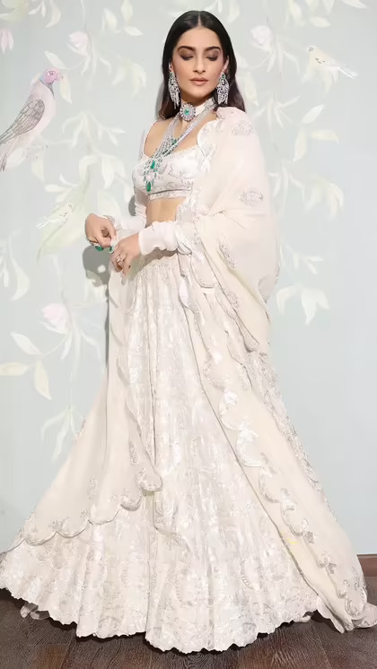 Anamika Khanna Lehenga