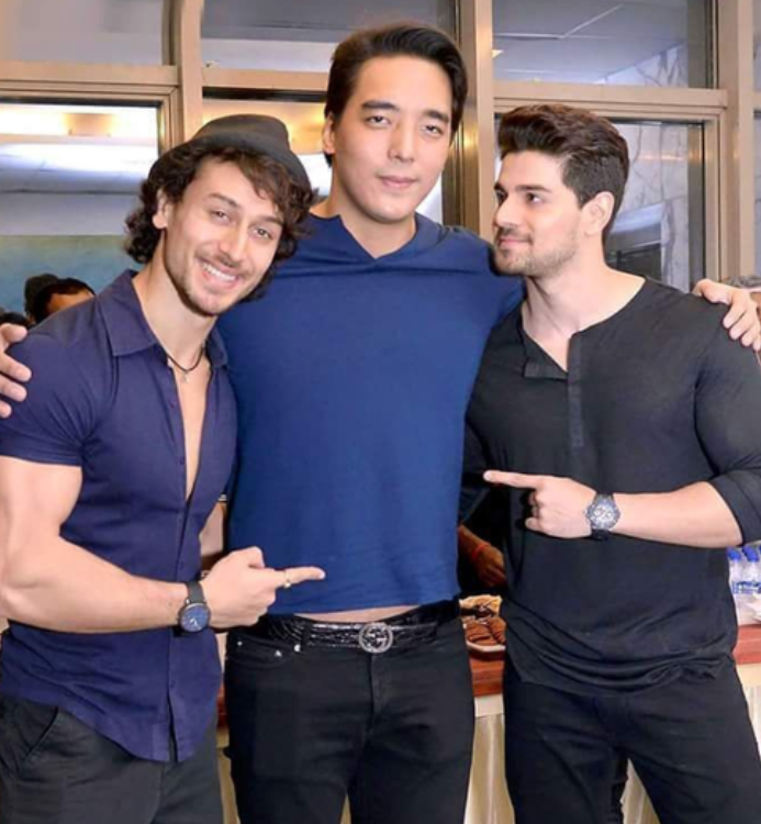 Tiger Shroff, Rinzing Denzongpa - Sooraj Pancholi friends